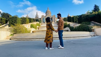 De trabajar 12 horas al día a pedirle 10.000 euros para obtener papeles: así ha sido la vida de Tharima en España tras dejar Bangladesh