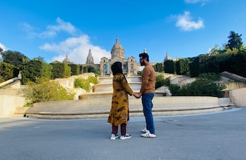 Tharima y su marido, de Bangladesh, llegaron a Barcelona hace un año y medio. (Cedida a Infobae)