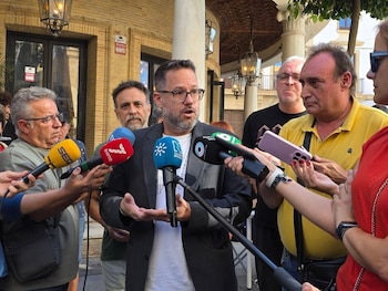 13/10/2026 El portavoz de Adelante Andalucía, José Ignacio García, en una atención a los medios en Jerez de la Frontera (Cádiz)
POLITICA ANDALUCÍA ESPAÑA EUROPA CÁDIZ
ADELANTE ANDALUCÍA