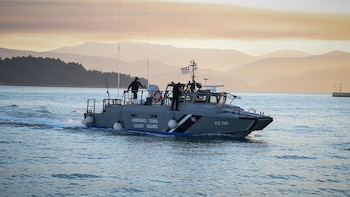 Mueren 15 migrantes tras chocar