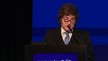 Milei volvió a apuntar contra Rocca y Madanes Quintanilla: “¿Por qué debería beneficiar a corruptos ineficientes?"