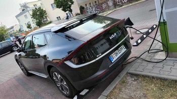 Autos EV subsidiados