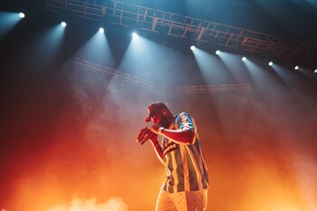 Eladio Carrion Luna Park