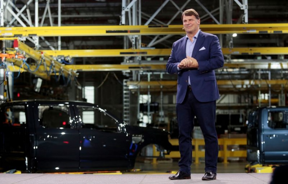 Ford lanza plataforma eléctrica que transforma la fabricación de autos al estilo del Modelo T
