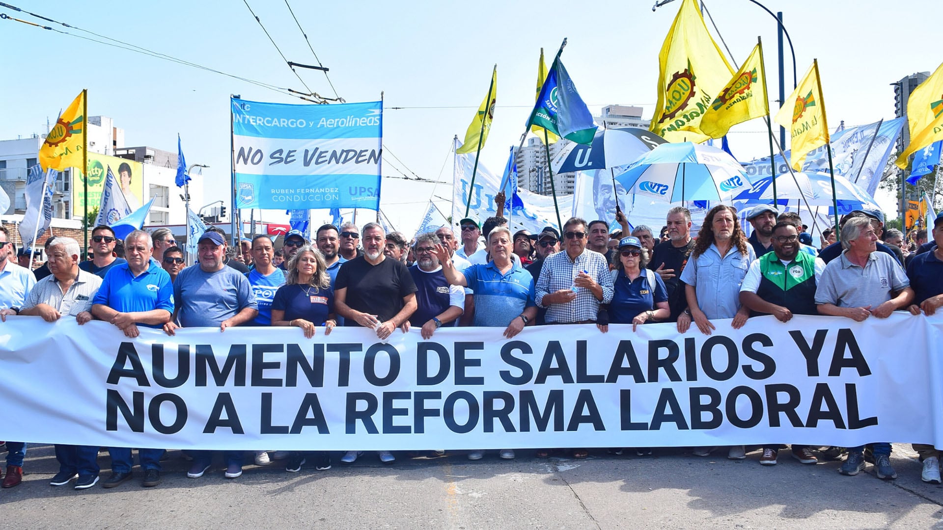 Los dirigentes del Fresu, en una marcha realizada en Córdoba contra la reforma laboral
