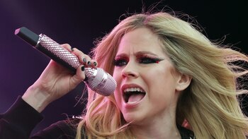Avril Lavigne cumple 40 años