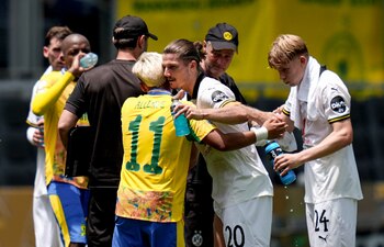 Dortmund derrotó 4-3 al equipo