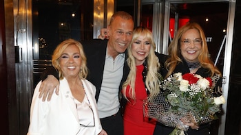 De Carlos Lozano, a Belén Esteban. Lluvia de VIPs y una sonada ausencia en el 60 cumpleaños de Belén Rodríguez