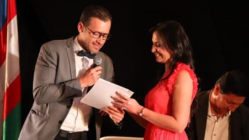 Cali erhielt Wettbewerbe als Special