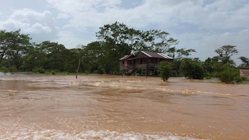 La medida estará vigente 72 horas en Gracias a Dios y varios municipios de Olancho por precipitaciones asociadas a una vaguada y remanentes tropicales, con seguimiento oficial durante toda la semana (Foto cortesía COPECO)