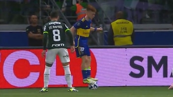 “Daña la imagen del deporte”: la jugada que pasó a estar prohibida en el fútbol argentino