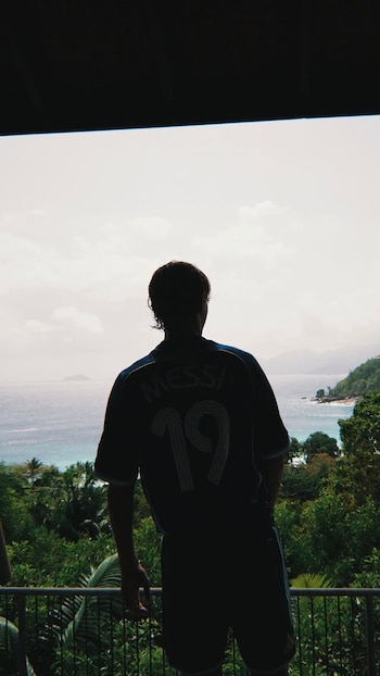 nico paz foto camiseta messi