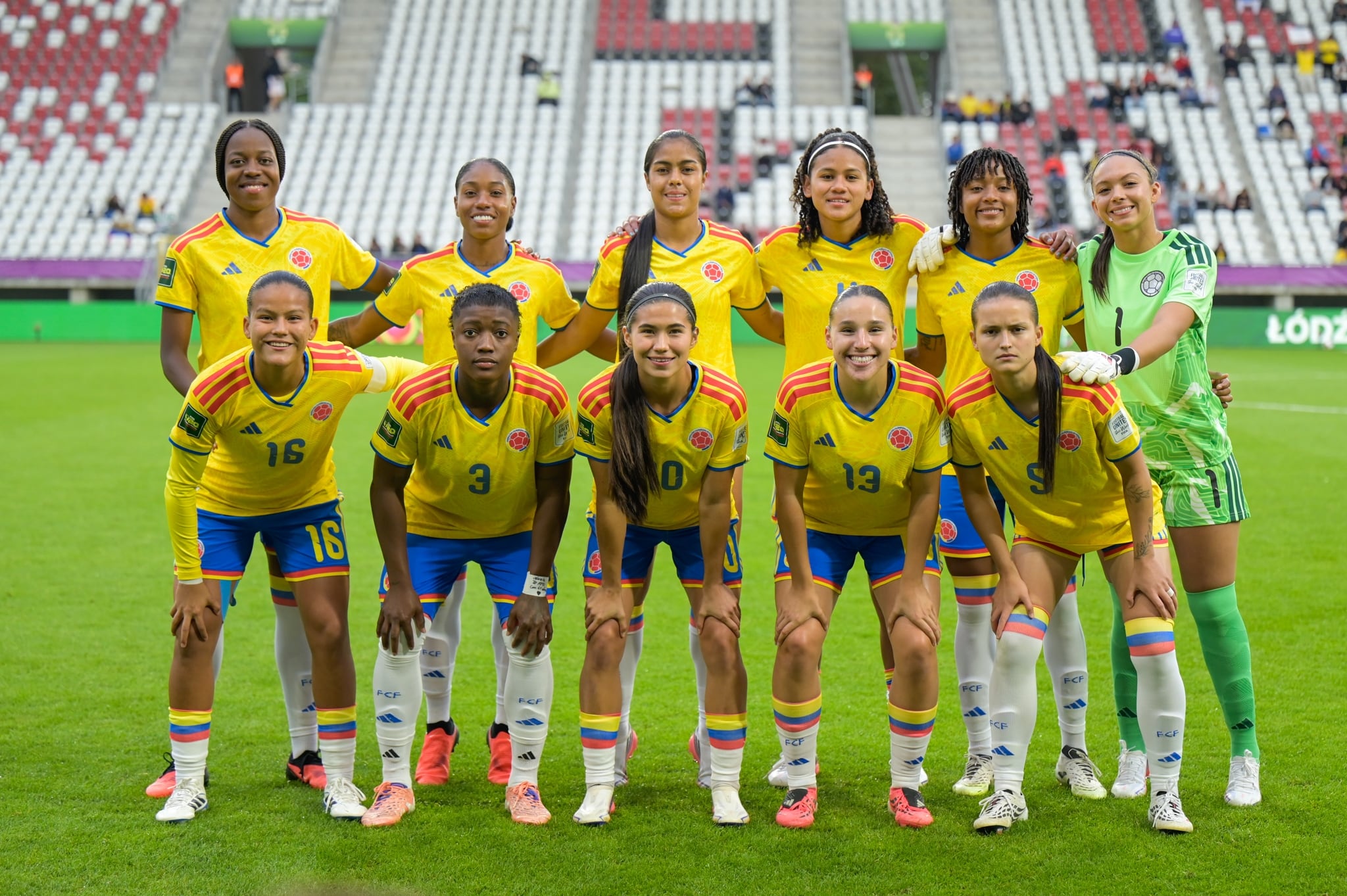 Gracias a los resultados de los otros grupos, Colombia aseguró cupo a los octavos de final -crédito Federación Colombiana de Fútbol