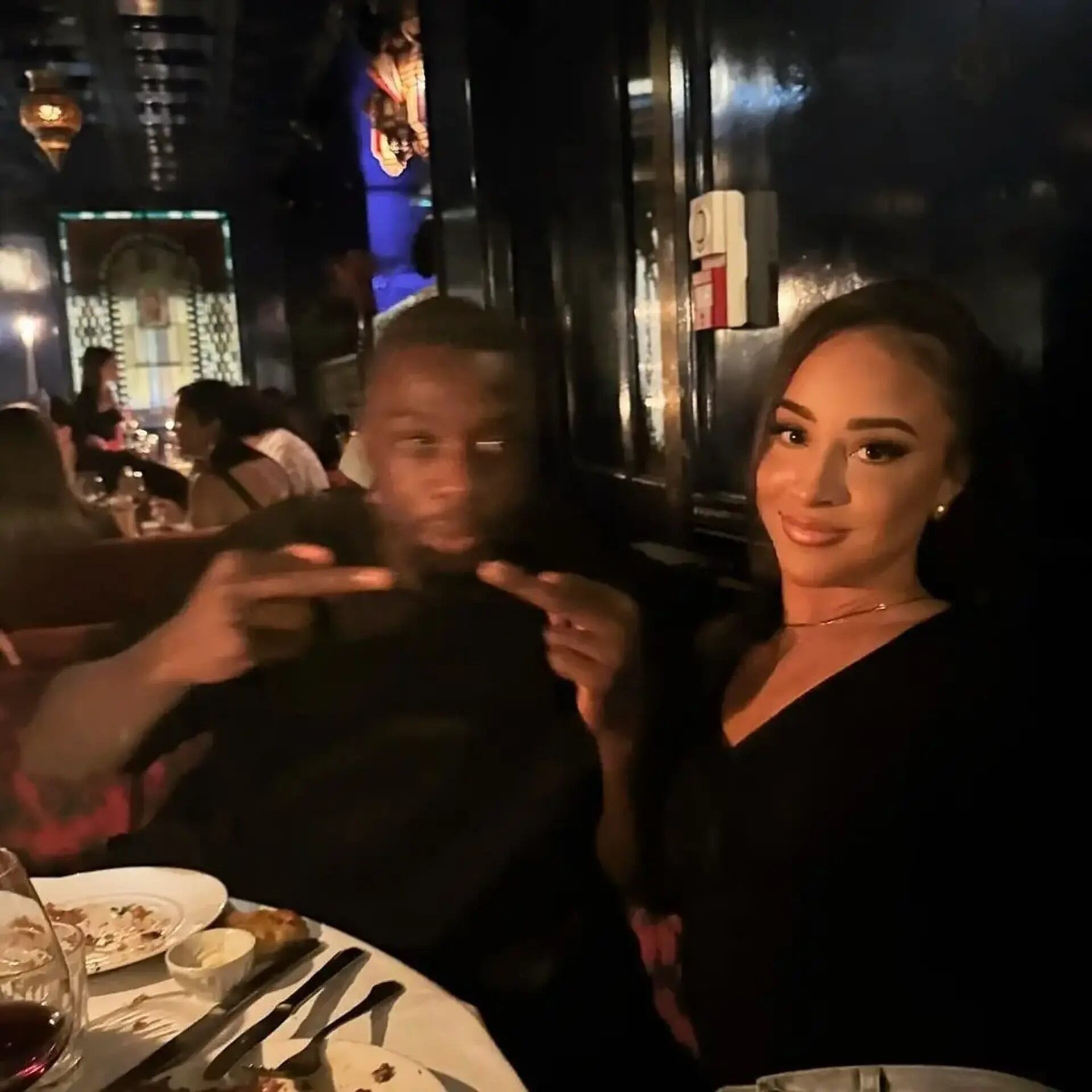 Nicolas Pepé y Teanna Trump se mostraron juntos