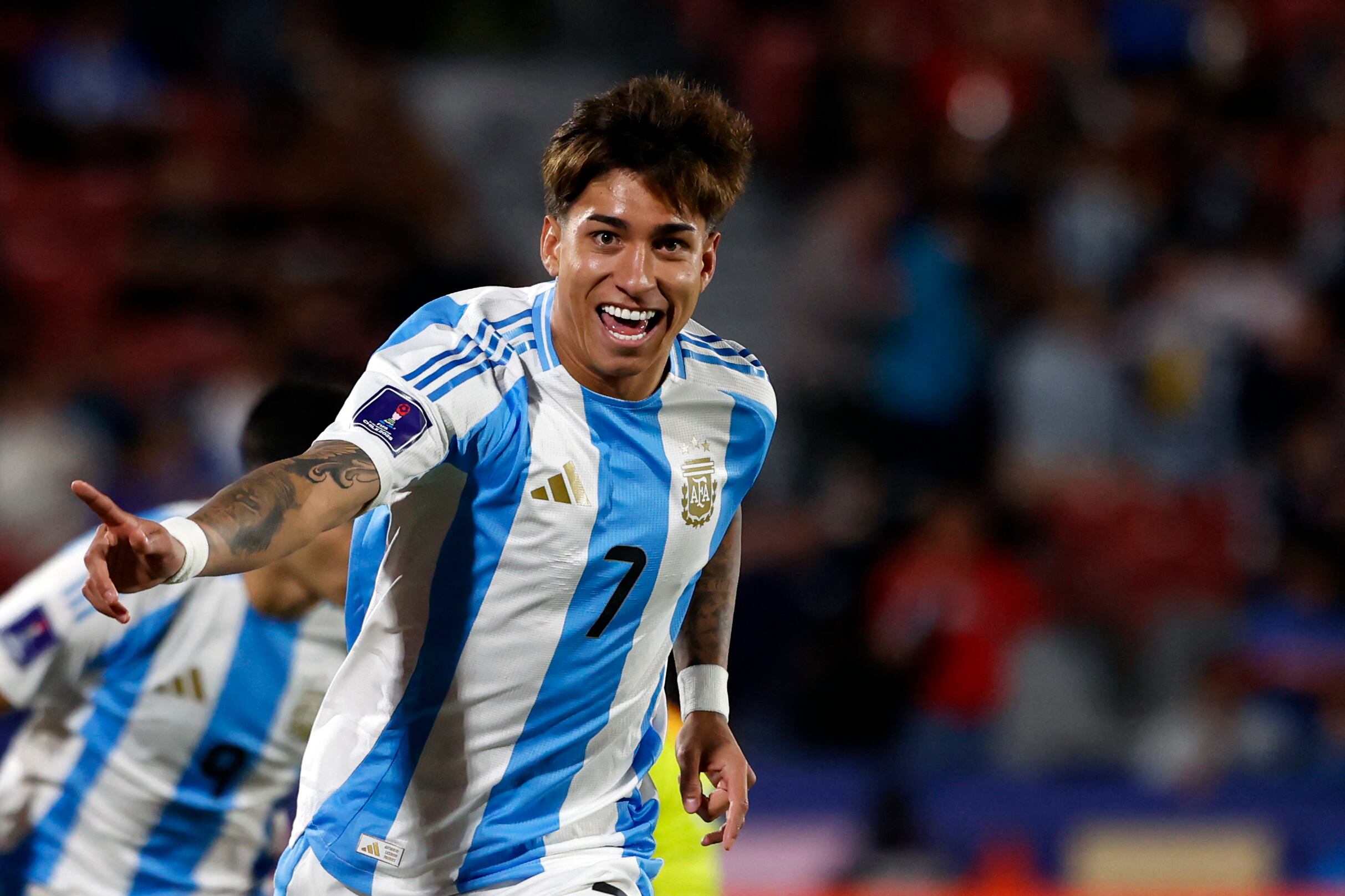 Maher Carrizo, la otra joya de Vélez que está en la mira de equipos europeos (Raul BRAVO / AFP)