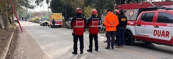 La Dirección de Bomberos y un servicio de emergencias intervinieron en el accidente laboral fatal y constataron que el trabajador murió en el acto
