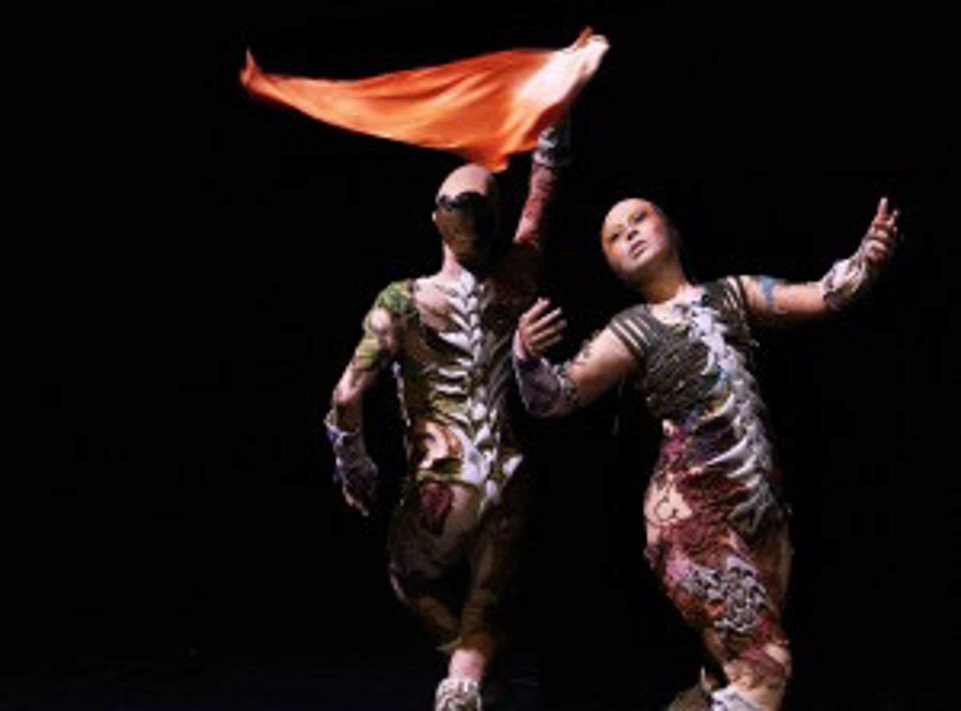 El Teatro Central acoge el estreno de ‘Último helecho’, de François Chaignaud y Nina Laisné