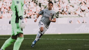 Javier Hernández disputará el partido