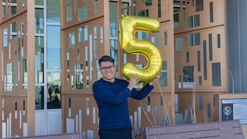 Hijo de inmigrantes mexicanos fue aceptado en 49 universidades de EEUU