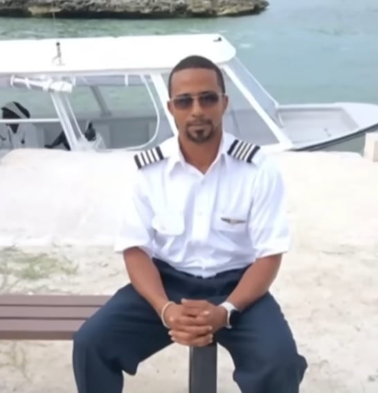 El piloto bahameño, con más de dos décadas de trayectoria, tomó el control de la situación pese a la pérdida de todos los sistemas de la aeronave (Ian Nixon)