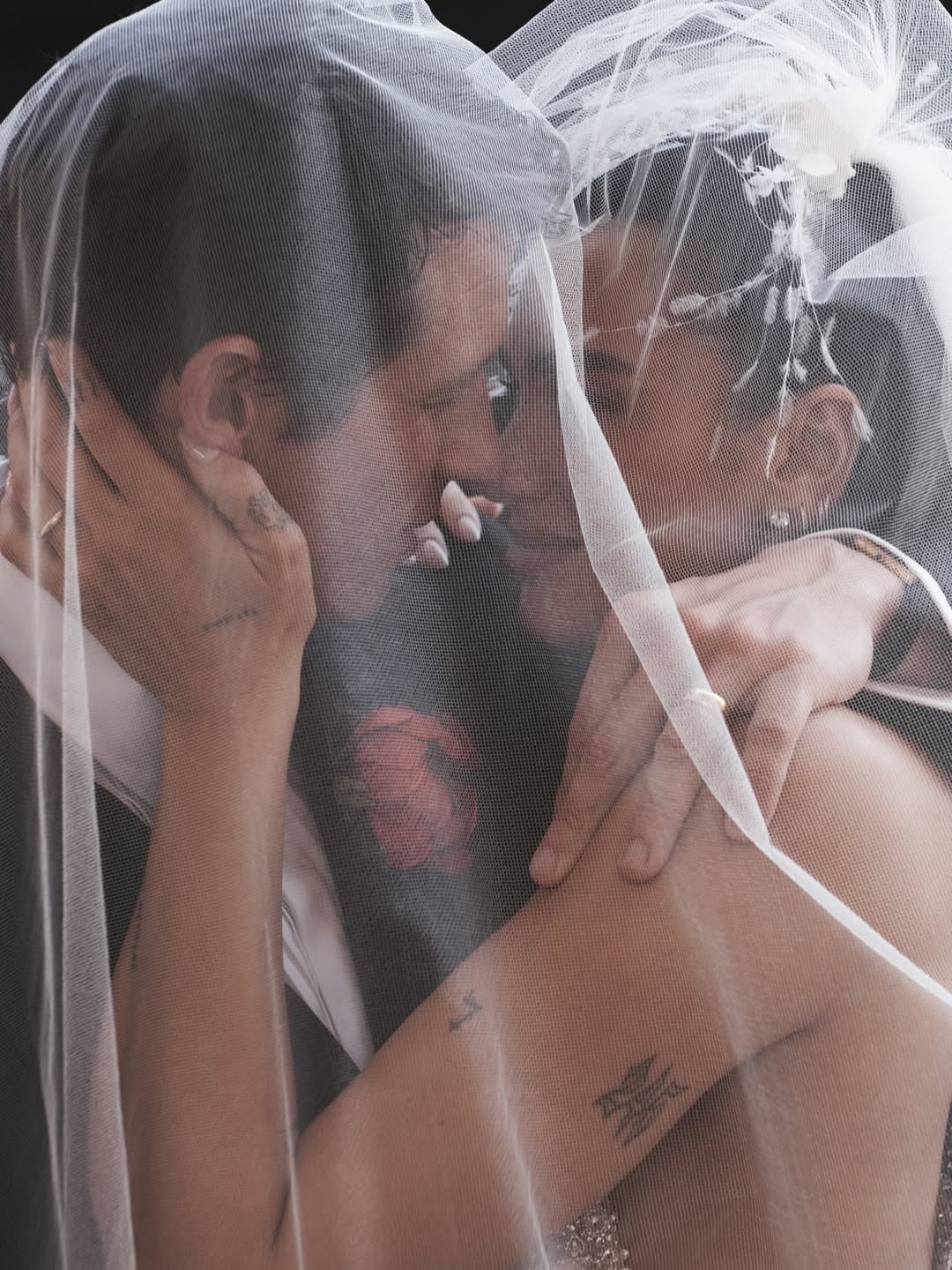 Las primeras imágenes de la boda de Dua Lipa y Callum Turner (Instagram)