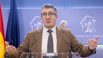 Patxi López expresa "respeto, confianza