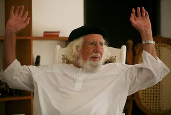 Foto de archivo. El poeta