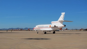 El Gobierno aprueba 118 millones para el mantenimiento de los 'Falcon' y de otras aeronaves oficiales