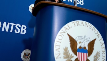 La National Transportation Safety Board quedó a cargo de la investigación para determinar las causas del accidente aéreo en Alaska (AP Foto/Andrew Harnik, archivo)