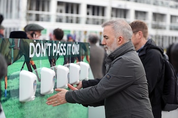 El festival de Cheltenham, en Inglaterra toma medidas preventivas para no contagiar el coronavirus