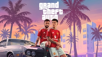Dos hombres vestidos con camiseta deportiva roja sobre el capó de un automóvil, con palmeras y el texto Grand Theft Auto en el fondo.