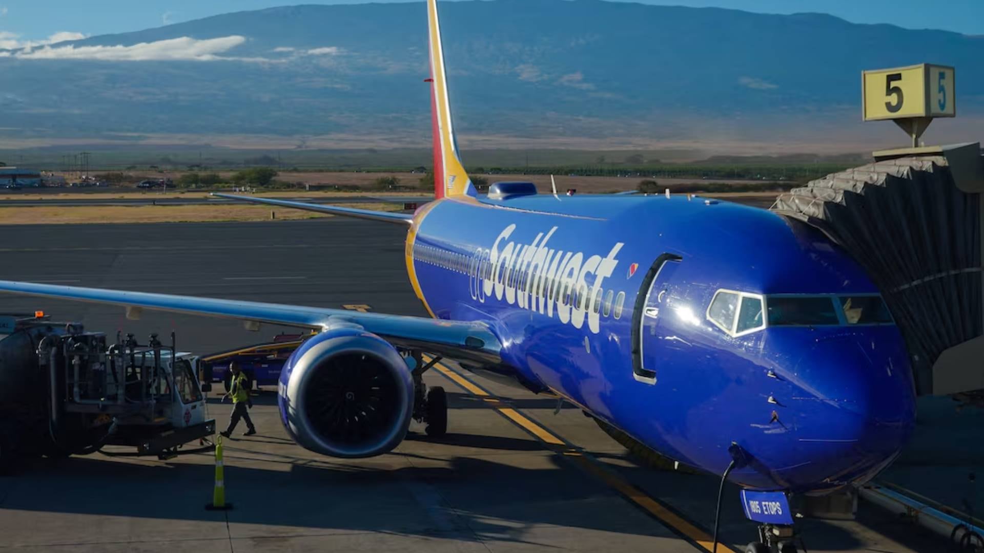 Southwest sigue sin resolver completamente qué ocurre si un pasajero de talla grande no reservó y el vuelo va lleno, resaltando la importancia de la reserva anticipada (Reuters)
