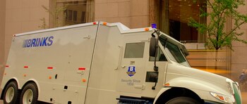 Un camión blindado fue asaltado