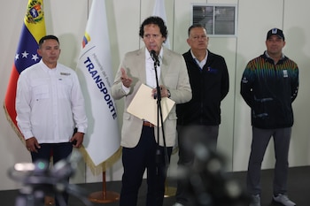 Venezuela reanudó las operaciones en su principal aeropuerto tras los sismos