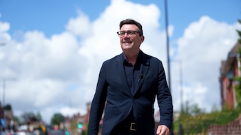 Andy Burnham, flamante primer ministro británico, planea levantar las restricciones para la exploración petrolera en mar del Norte