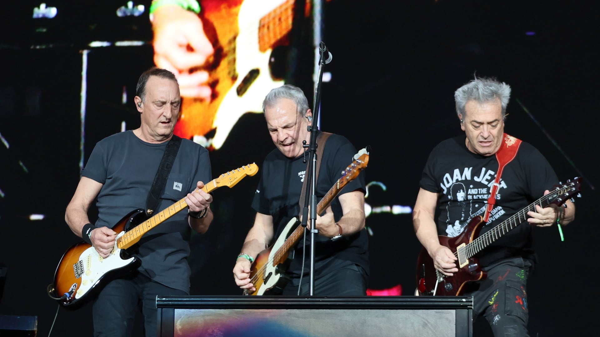 La banda española Hombres G vuelve a nuestro país (Foto AP/Ginnette Riquelme)