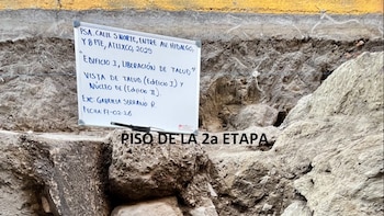 Una calle de Atlixco ocultaba una milenaria plaza prehispánica que INAH descubrió