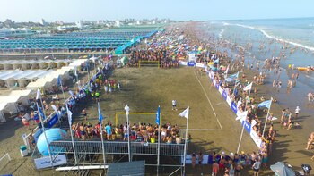 Con la presencia del público,