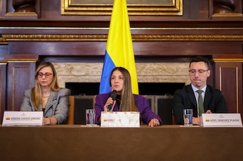 La Beca Colombia ofrece hasta 70 becas completas a ciudadanos extranjeros interesados en estudiar posgrados o español en Colombia - crédito Cancillería