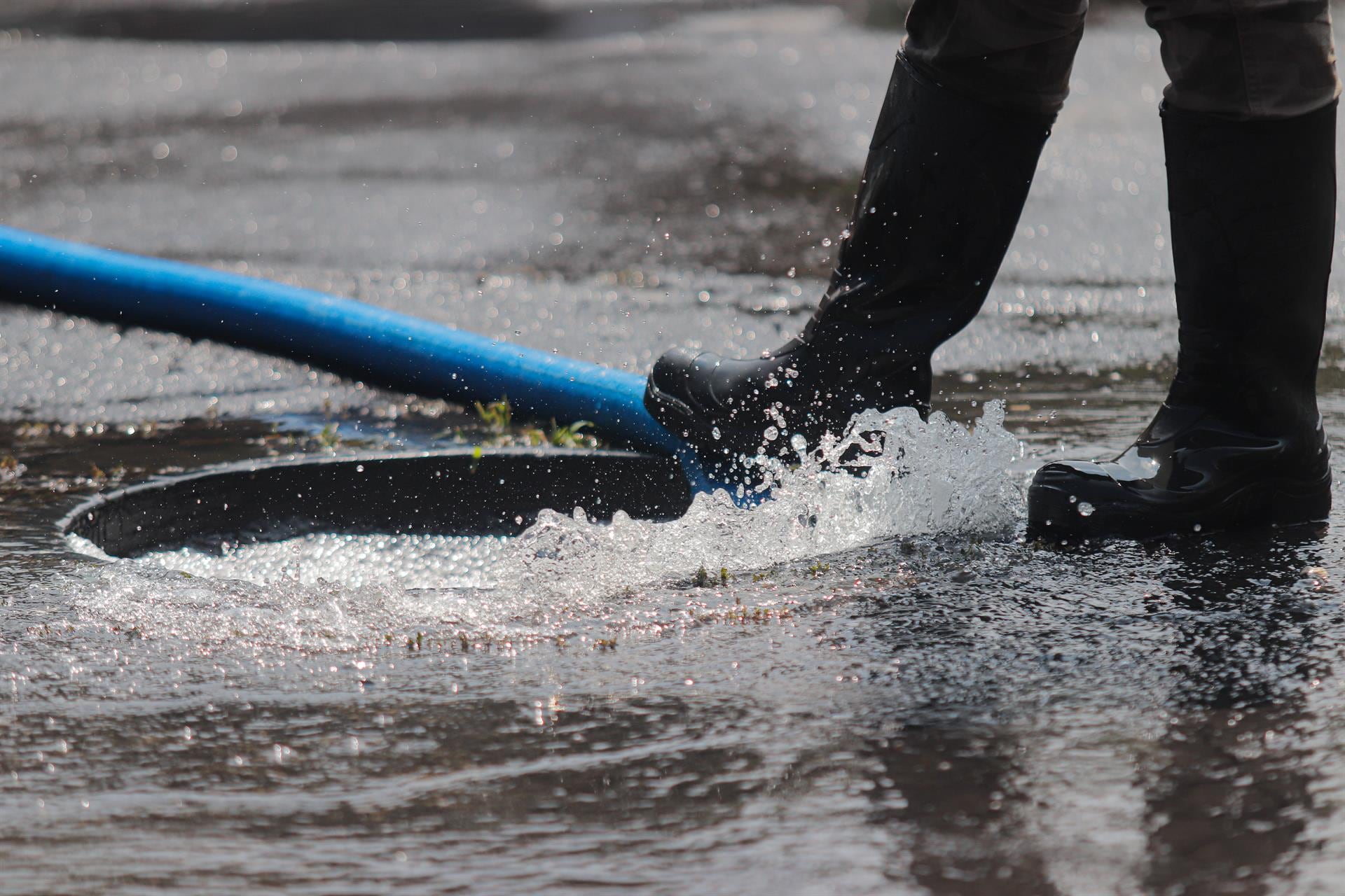 Las lluvias intensas pueden generar inundaciones en calles y viviendas.