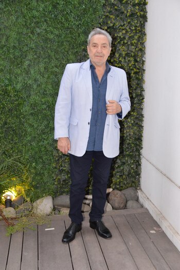 Antonio Grimau se vistió elegante