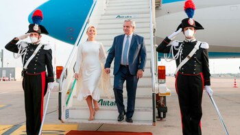 Fabiola Yáñez en su llegada