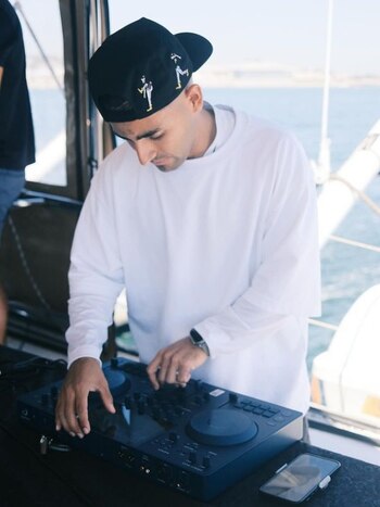 El DJ Agudelo 888 lanza su nuevo tour - crédito @agudelo888/IG