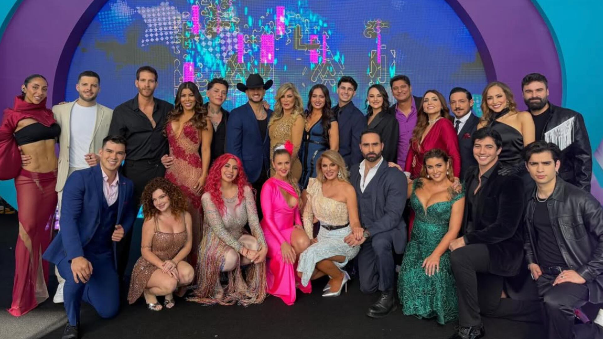 Acusan en redes sociales a Las Estrellas Bailan en Hoy de copiar coreografía.(Programa Hoy)