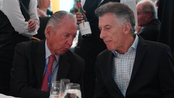 Funes de Rioja y Macri
