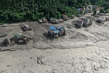 Las impactantes fotos del GLOF en Nepal y el Tíbet