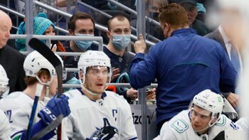 Hamilton gives a thumbs up