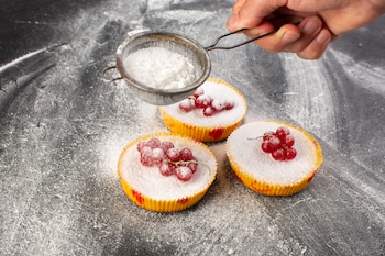 El azúcar glas es un recurso muy común en la repostería francesa e internacional (Magnific)