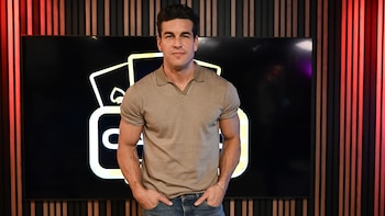 Casino Resort - Mario Casas