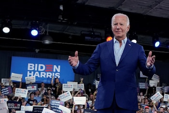 Biden aseguró que Trump destruirá la democracia en Estados Unidos y él está dispuesto a defenderla (REUTERS)
